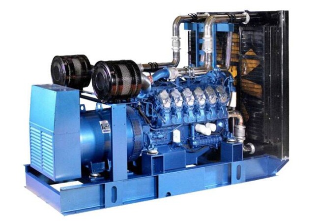 周口康明斯30kw小型柴油二手发电机组